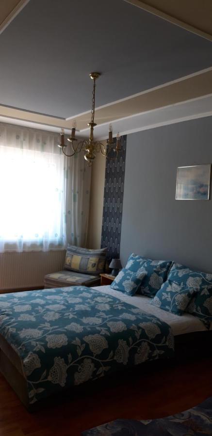 Ildi Apartman Gyenesdiás Exterior foto